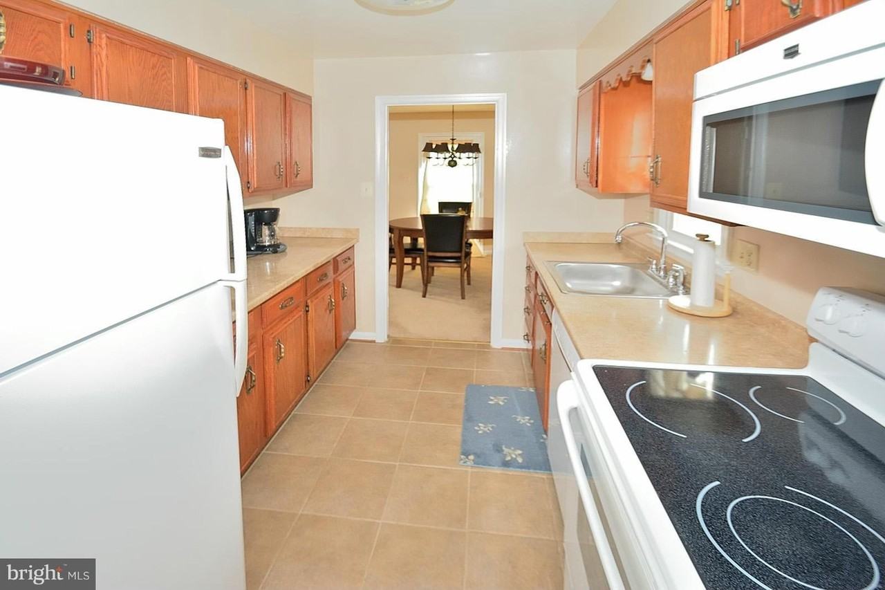 1700 Prelude Dr - Photo 5 of 28