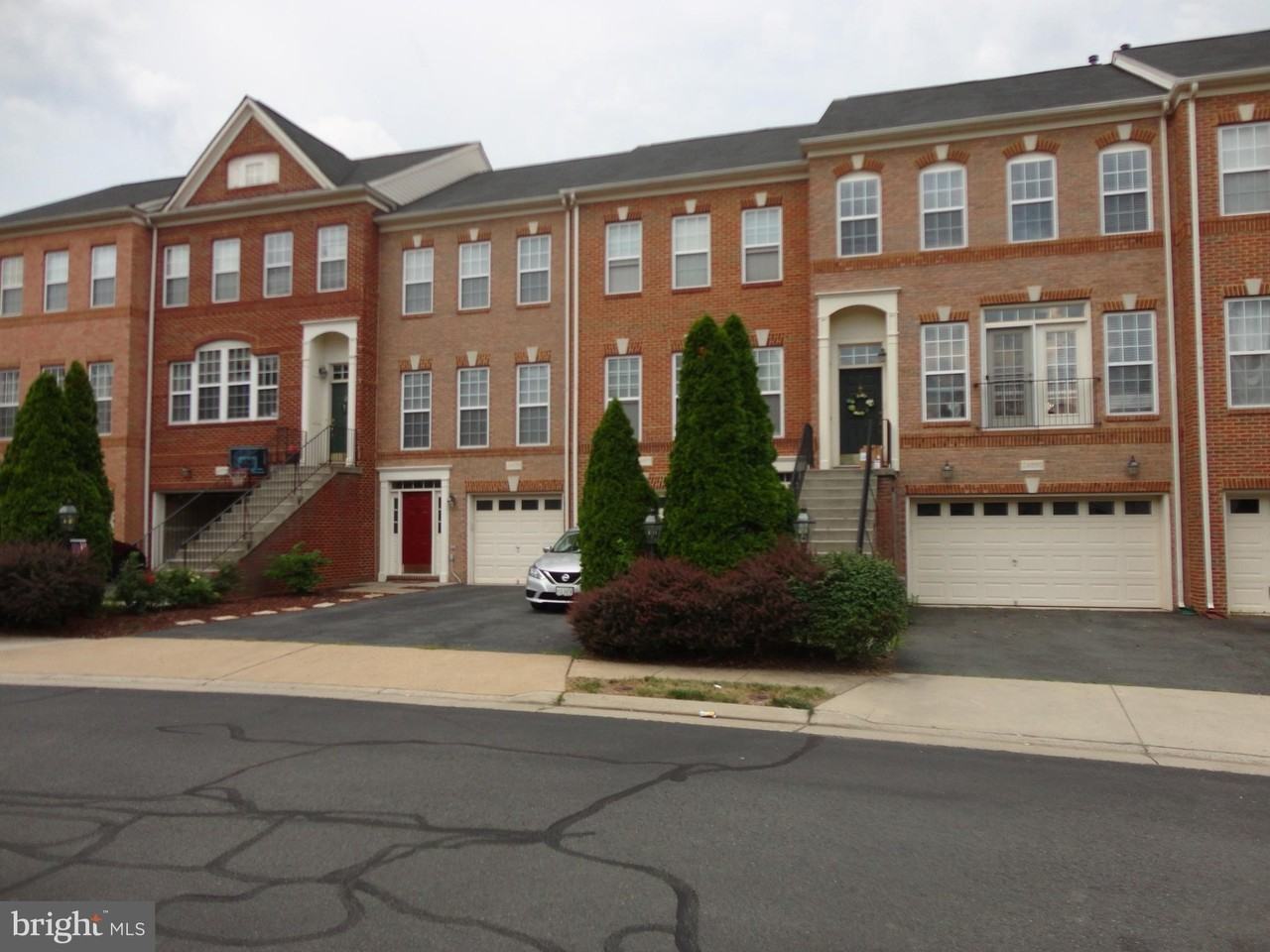 24673 Nettle Mill Sq - Photo 3 of 50