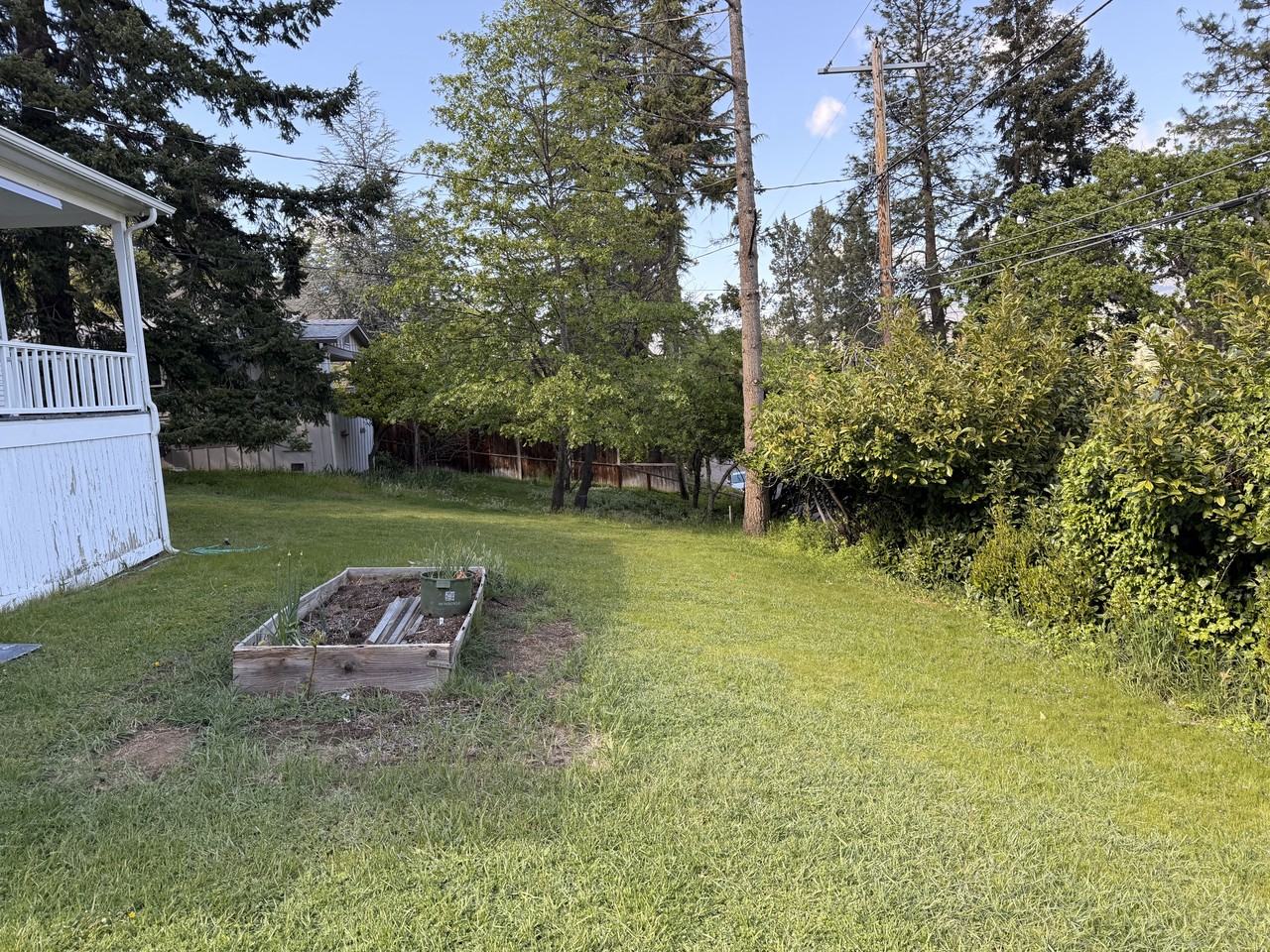 227 Meade St #SF - Photo 2 of 18