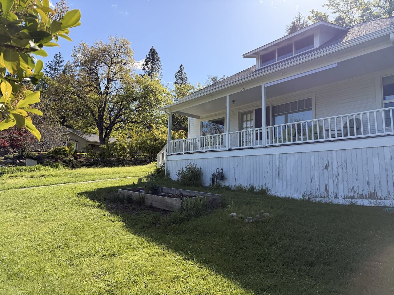 227 Meade St #SF - Photo 3 of 18