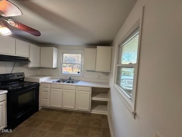 1718 Lamb Ave - Photo 2 of 10