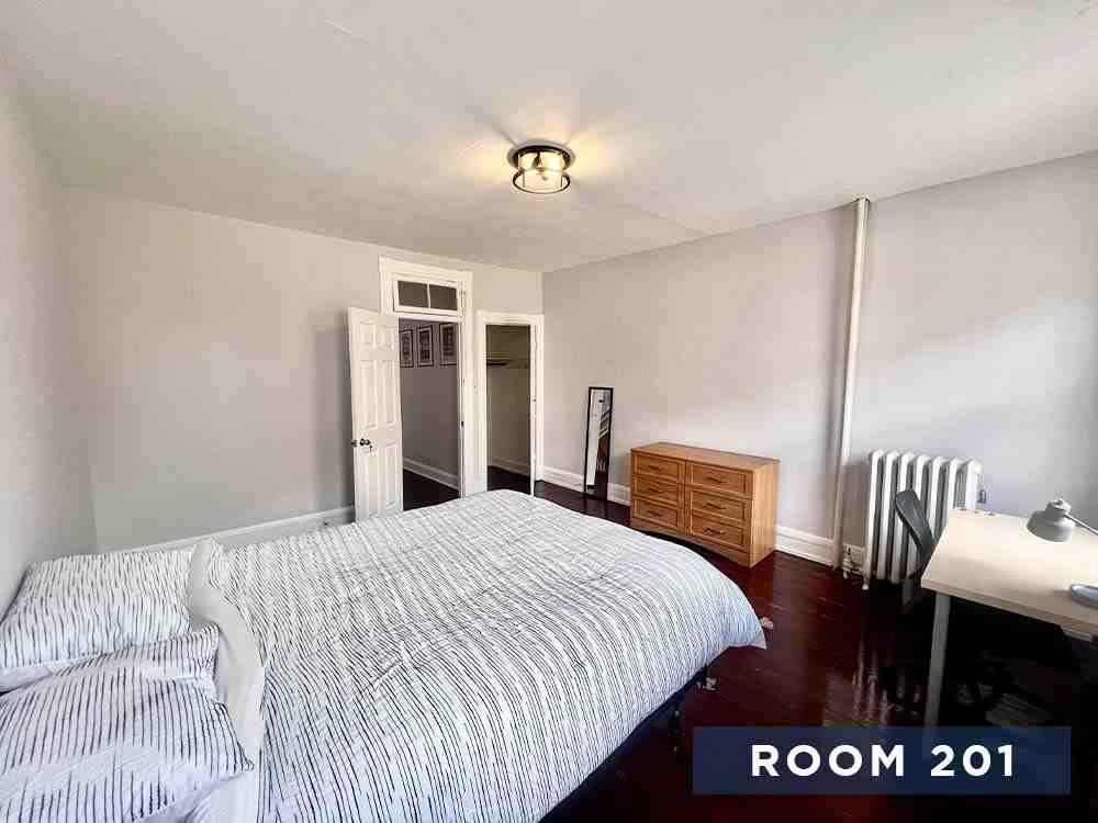 2714 Maryland Avenue - 201Maryland 2 #201 - Photo 2 of 7