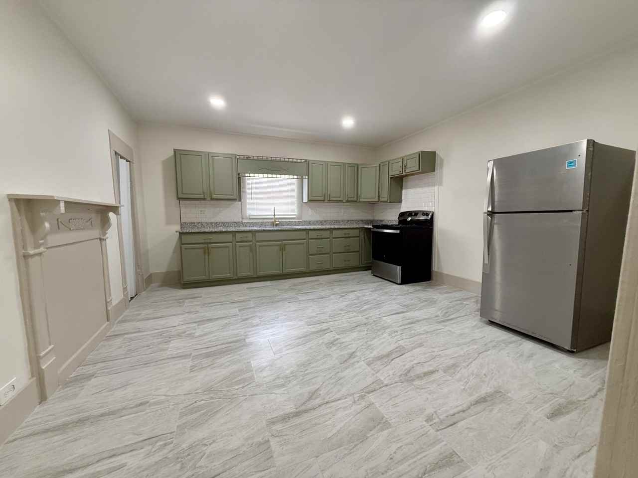 1458 Hueytown Rd #1 - Photo 3 of 10