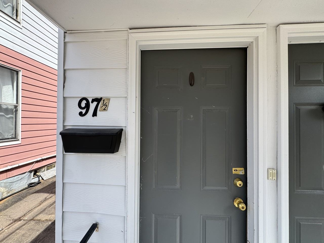 97 1/2 & 97 1/2 Cameron Street - 97 1/2 #97-1-2 - Photo 4 of 25
