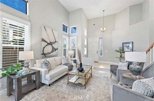 62 La Perla - Photo 4 of 8