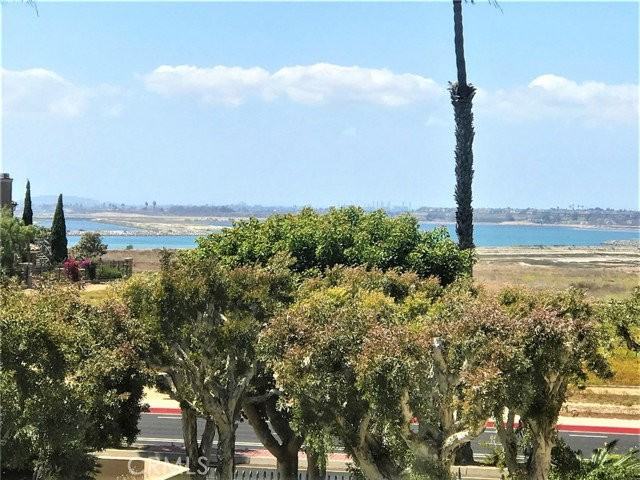 19281 Champion Ln - Photo 2 of 8