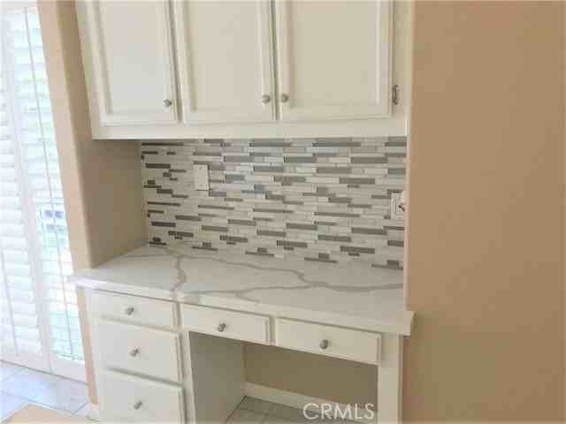 19281 Champion Ln - Photo 6 of 8