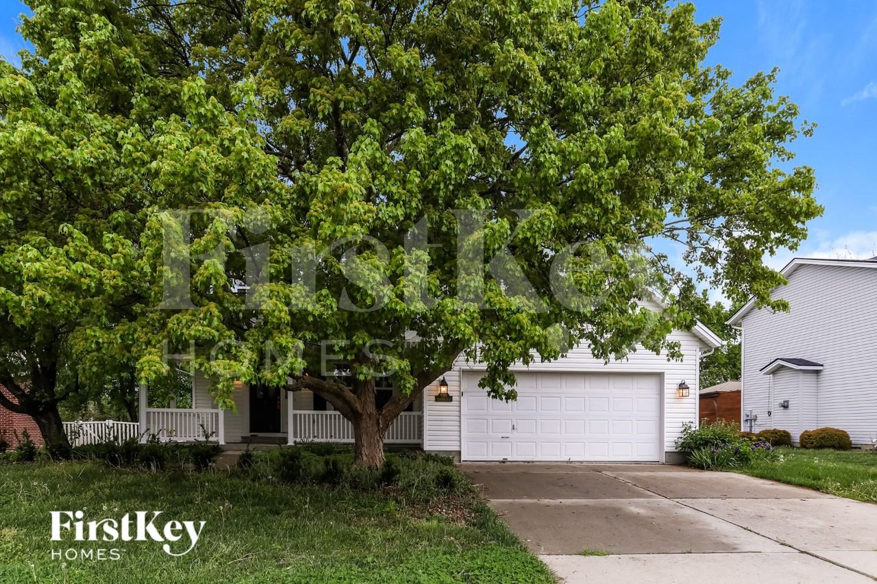 935 Grandstone Ct