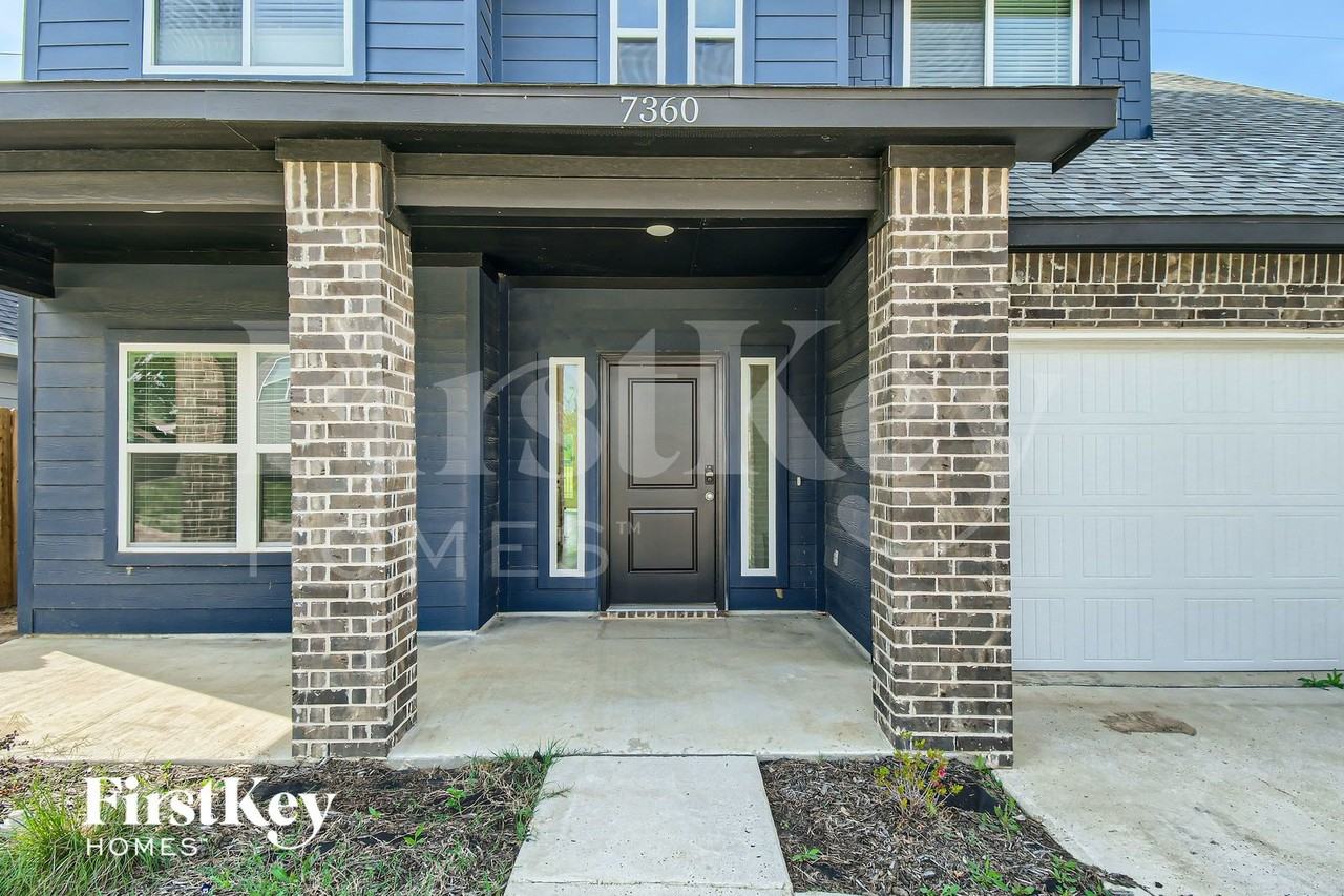 7360 Parkside Place Dr - Photo 3 of 28