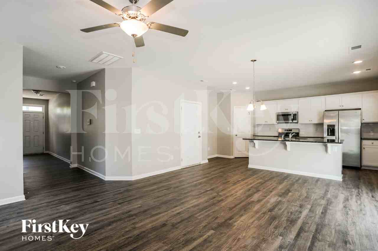 5615 Cobblestone Glen Dr - Photo 4 of 19