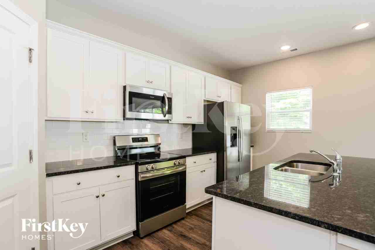 5615 Cobblestone Glen Dr - Photo 6 of 19