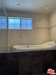 5412 Hazeltine Ave - Photo 3 of 8