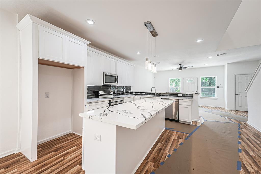 5317 Chennault Rd #A - Photo 5 of 9