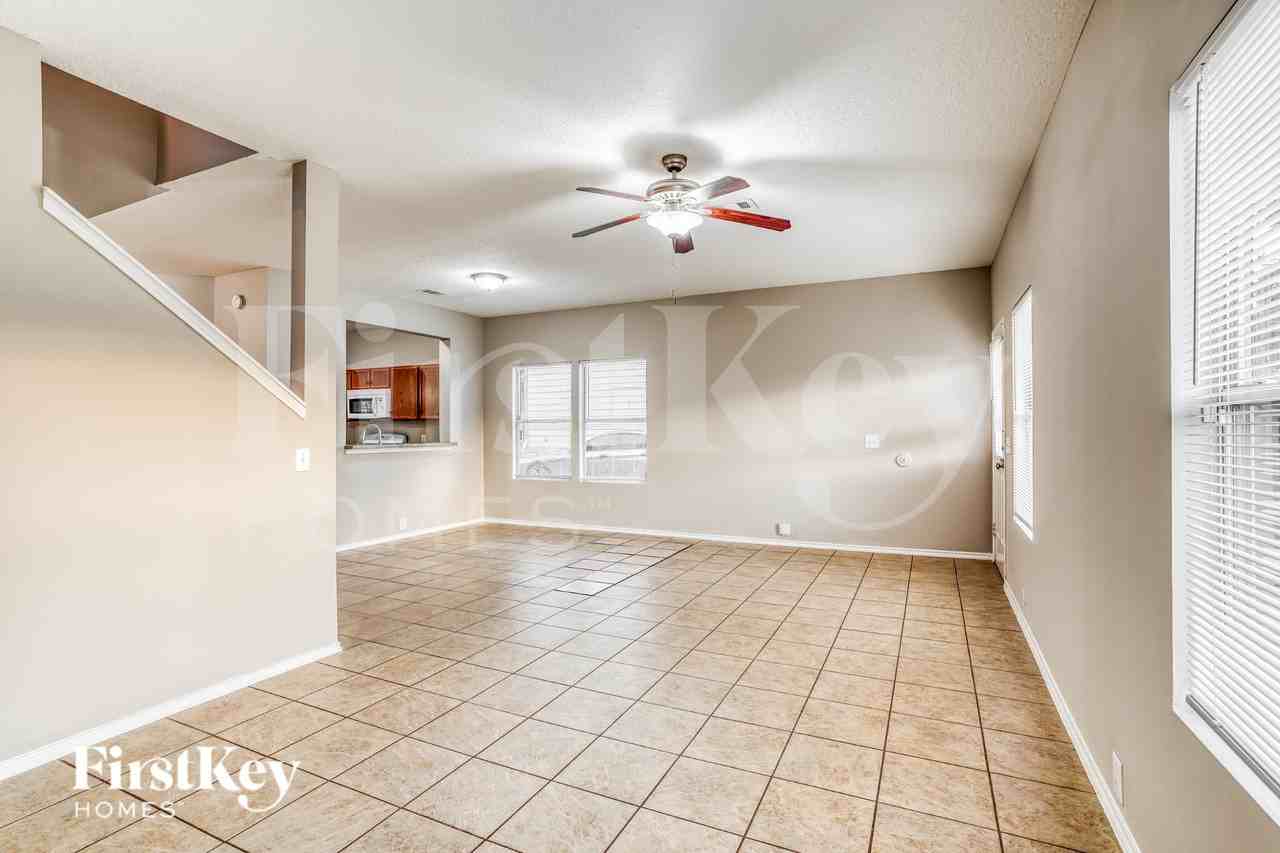 6331 Scotchwood Dr - Photo 6 of 20