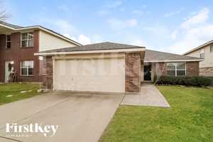 featured image of 2136 Benning Way