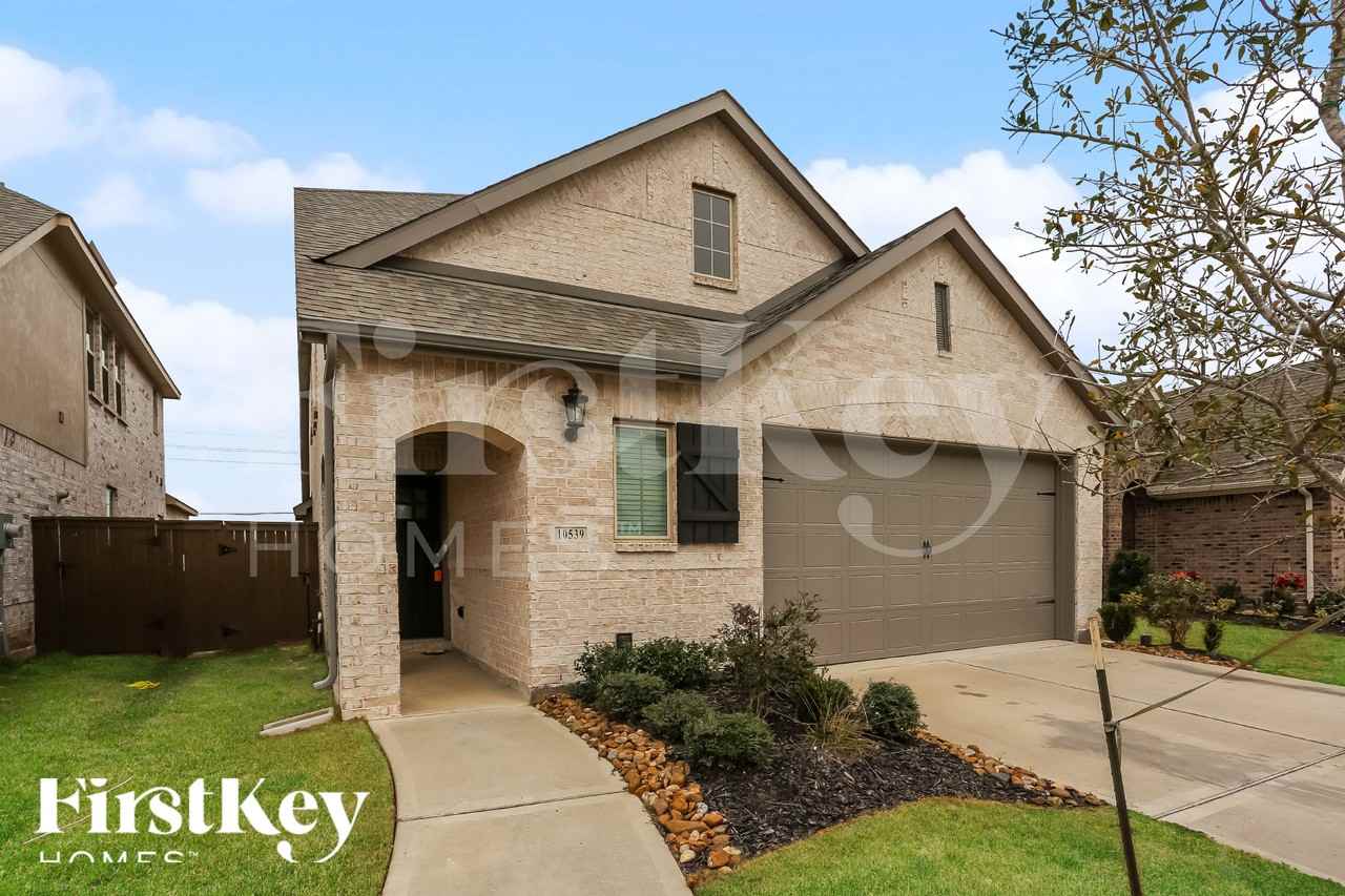 10539 Dolce Ln - Photo 2 of 18