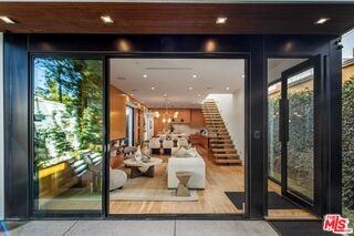 722 Marine St - Photo 3 of 8