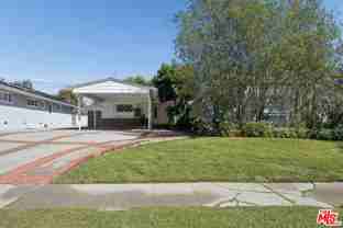 3262 Woodbine St - Photo 1 of 1