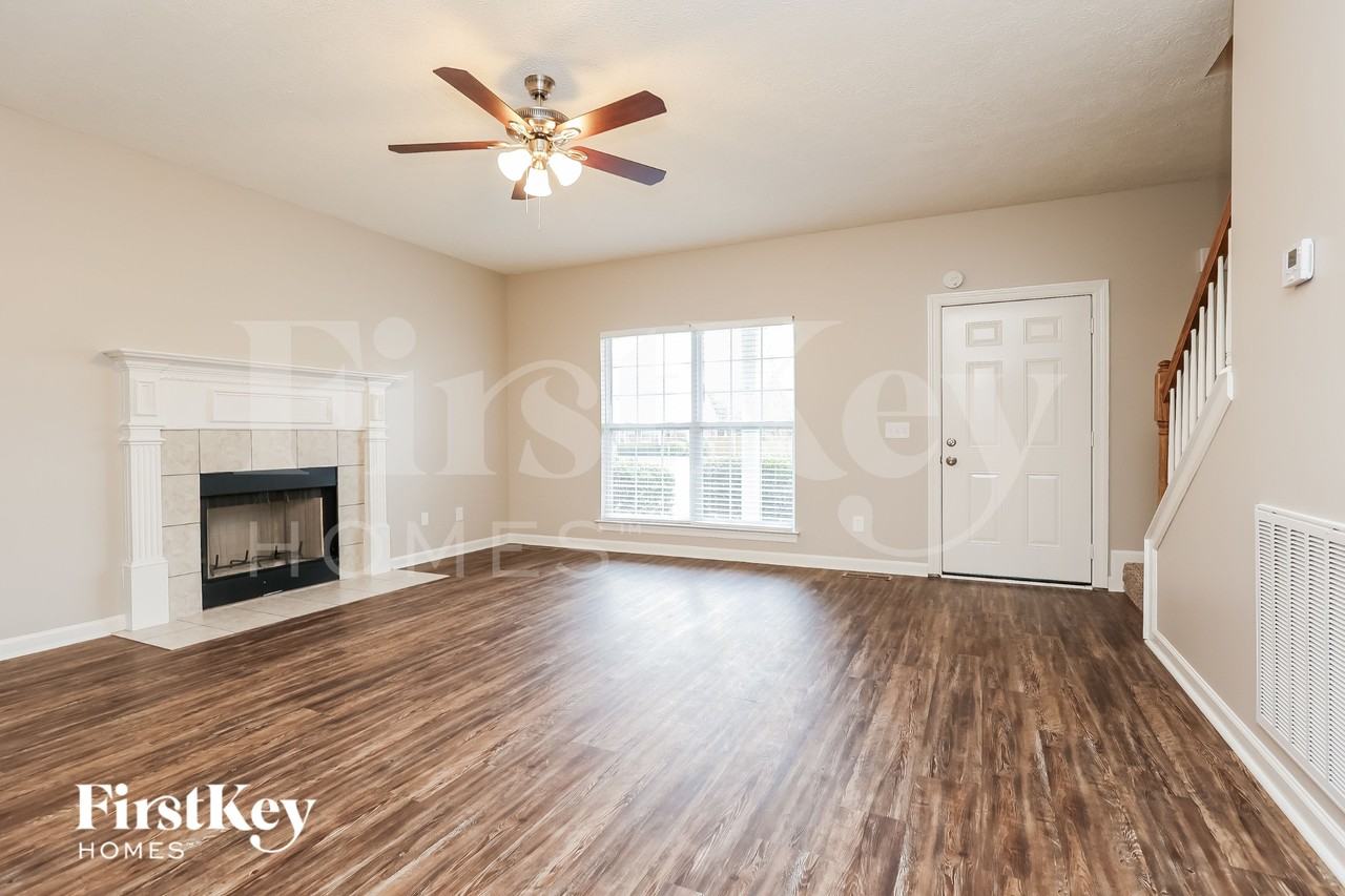 837 Manderlay Way - Photo 4 of 16