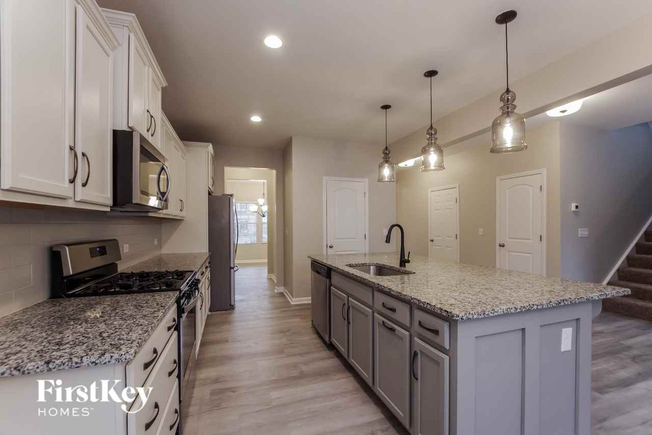 4201 Bent Green Ln - Photo 7 of 15