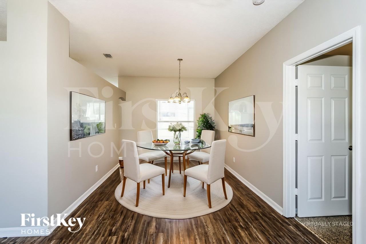 2242 Mantilla Ave Se - Photo 7 of 20