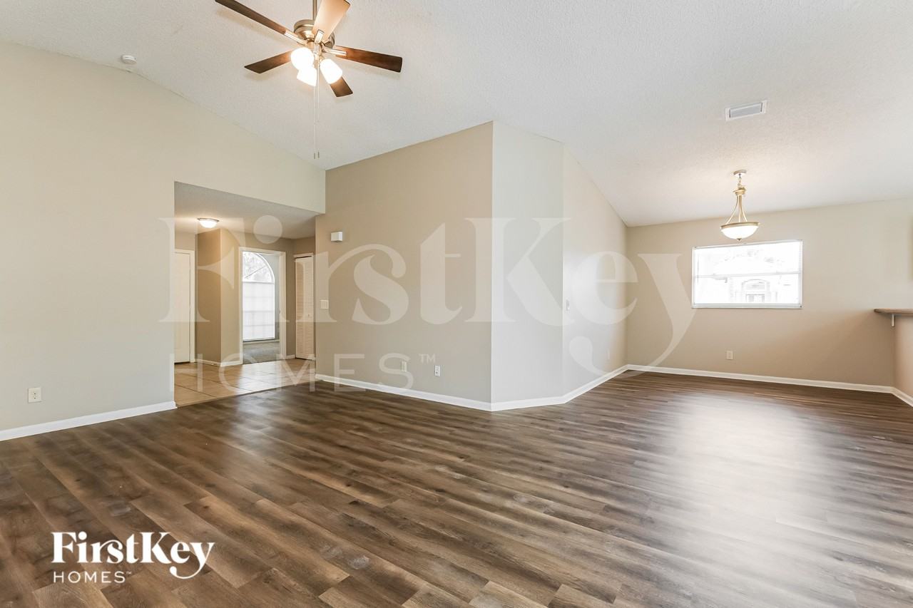 1449 Windjammer Pl - Photo 5 of 19