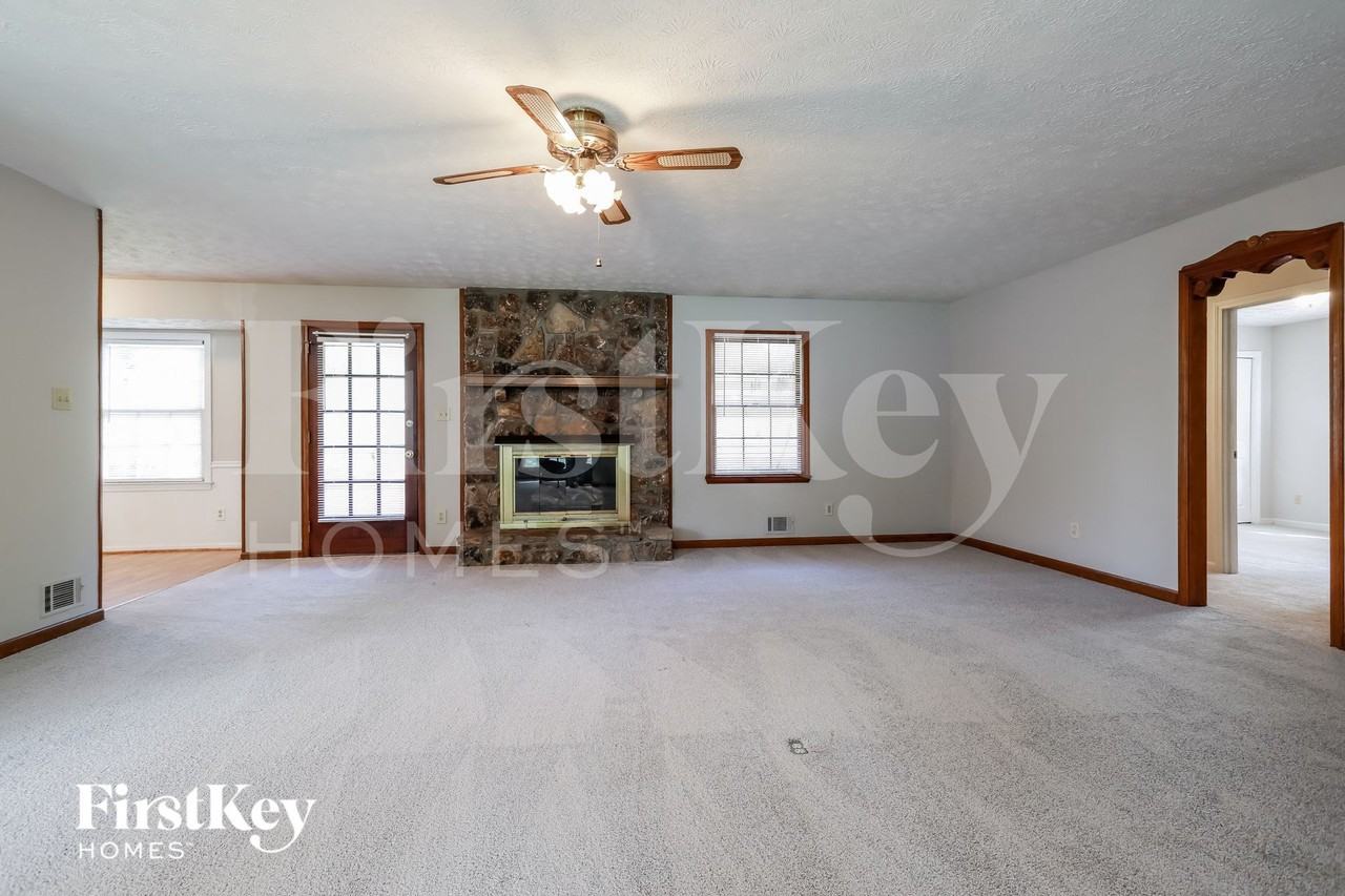 3266 Hidden Forest Dr - Photo 2 of 15