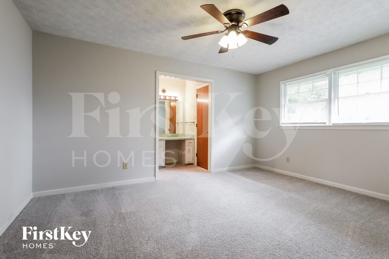 3266 Hidden Forest Dr - Photo 6 of 15