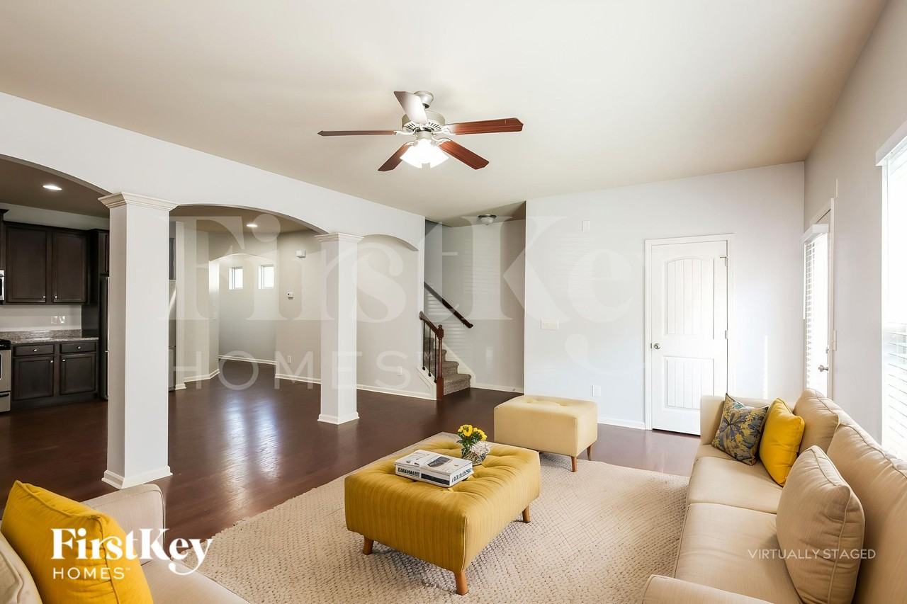 501 Mill Ridge Rd - Photo 4 of 18