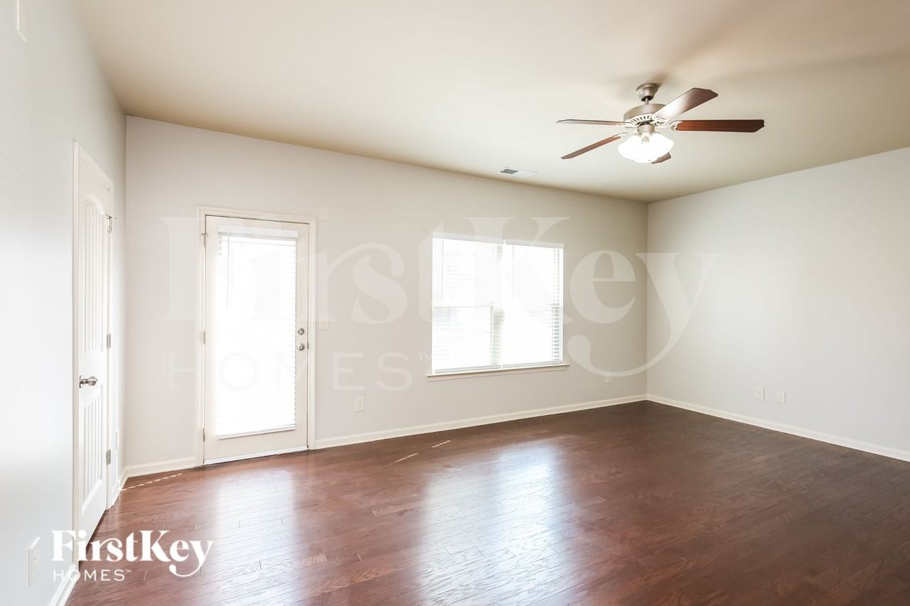 501 Mill Ridge Rd - Photo 6 of 18