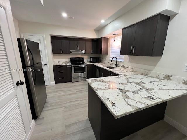 2502 Sw 58th Ave - Photo 5 of 8