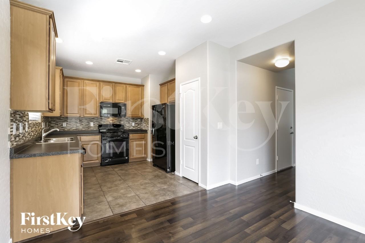 8189 Cape Ito Ct - Photo 6 of 16