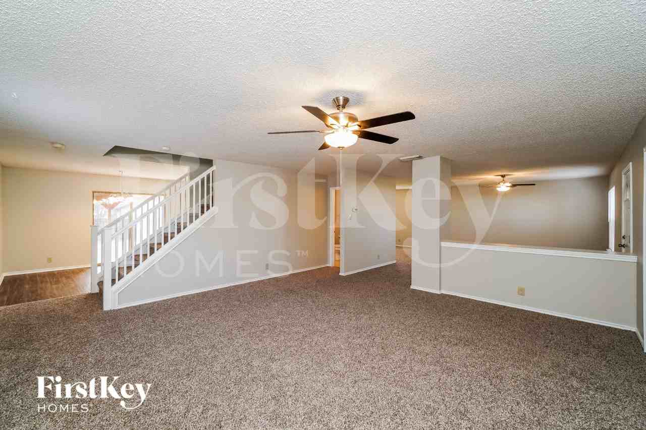 1618 Richland Hills Dr - Photo 5 of 17