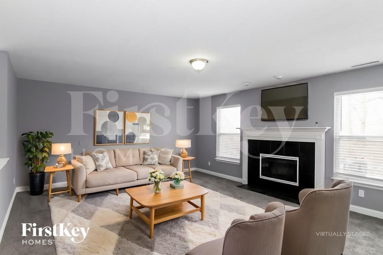 8736 Belle Union Dr - Photo 4 of 18