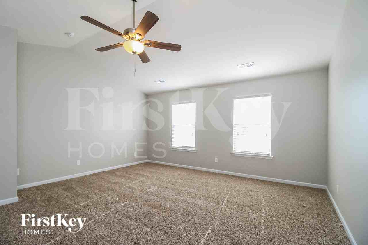 270 Mount Olivet Dr - Photo 7 of 15