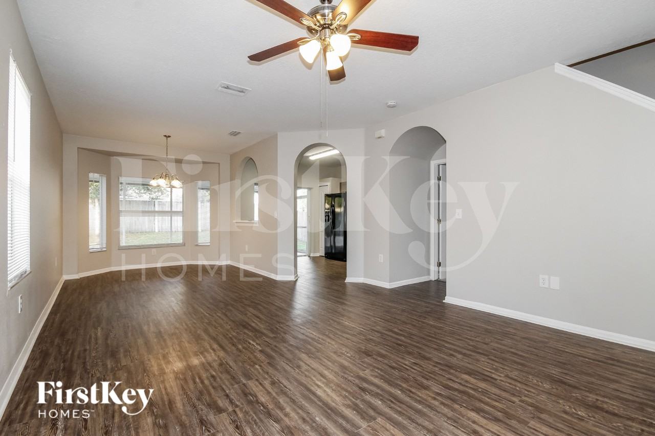 709 Periwinkle Pointe Pl - Photo 4 of 19