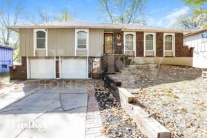 featured image of 8921 E 90th Ter