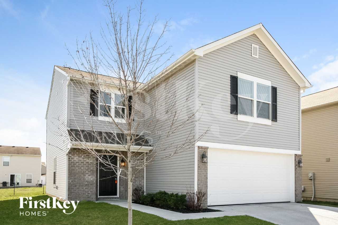 8107 Grove Berry Way - Photo 3 of 16