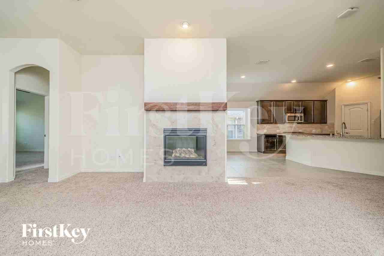 805 Joaquin Way - Photo 3 of 16