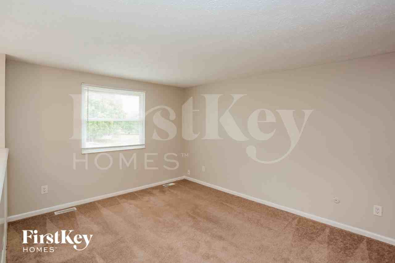 5729 Ensenada Ave - Photo 4 of 16