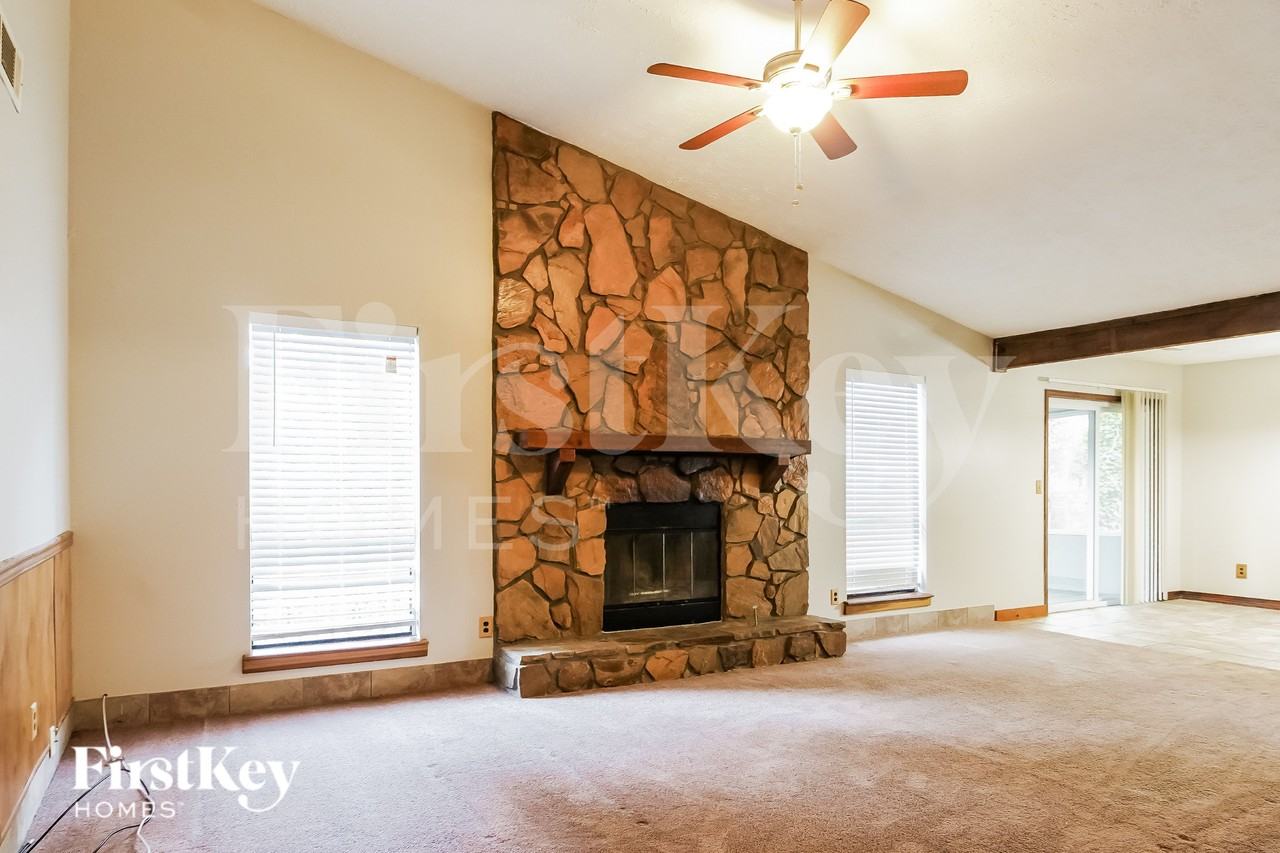 446 Ridgetop Dr Nw - Photo 5 of 16