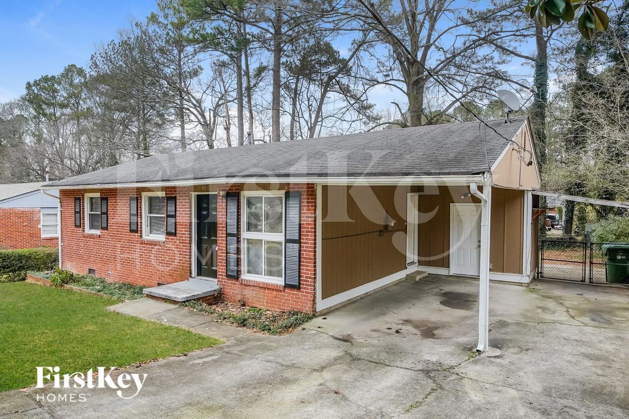 443 Fairlock Ln Nw - Photo 2 of 15