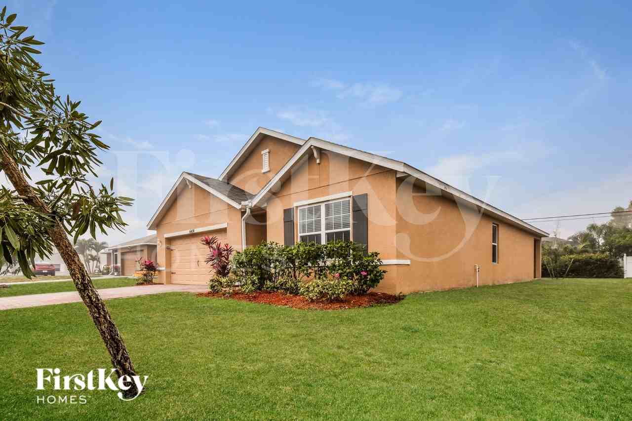 4406 Sw 9th Ave - Photo 3 of 16