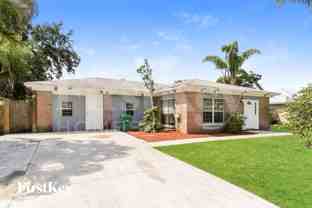 438 Se Streamlet Ave - Photo 1 of 1