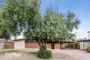 featured image of 4144 E Almeria Rd