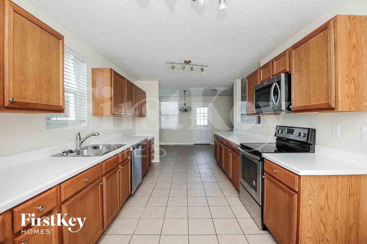 4004 German Pointer Way - Photo 7 of 18