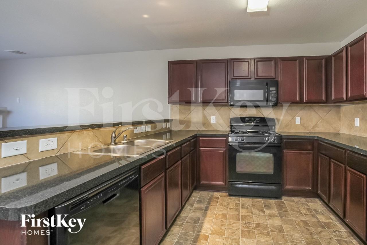 3106 Thicket Path Way - Photo 7 of 16
