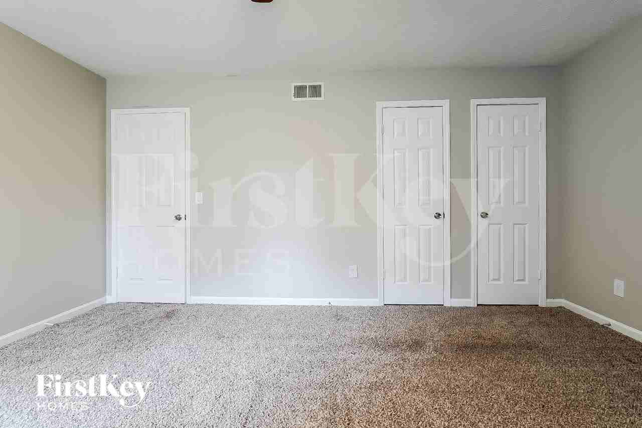 2592 Chippewa Ct - Photo 6 of 18