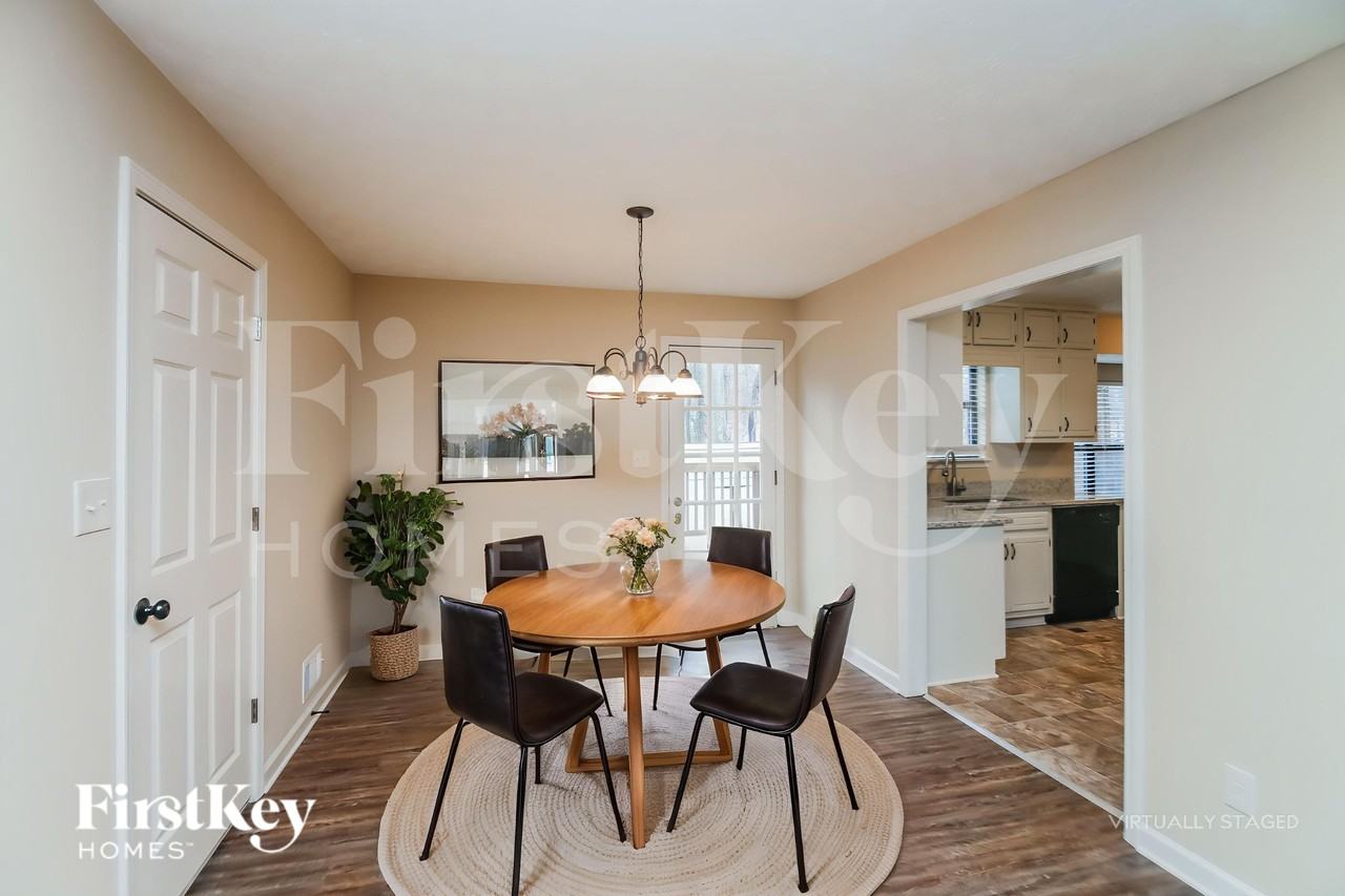 209 Kelly Ct - Photo 6 of 18
