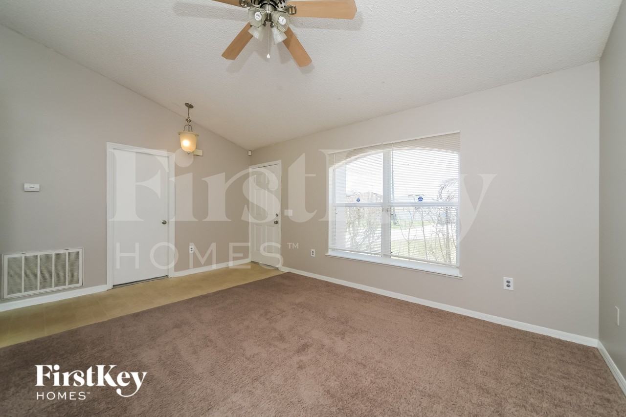 1417 Kissimmee Ct - Photo 2 of 20